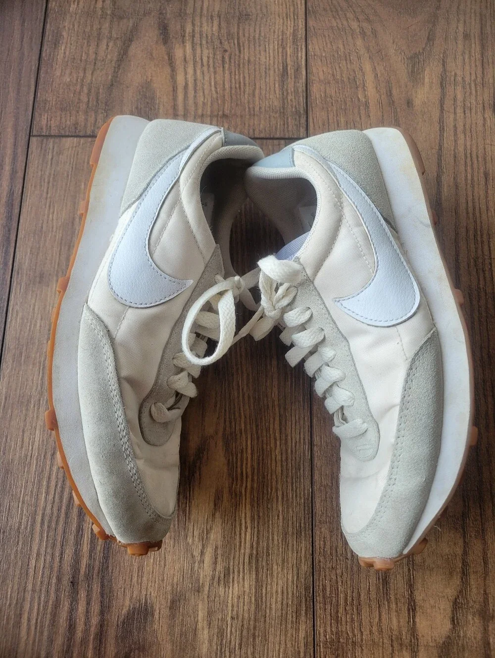 Nike DayBreak Sneakers Summit White / Pale Ivory Color Size 7
